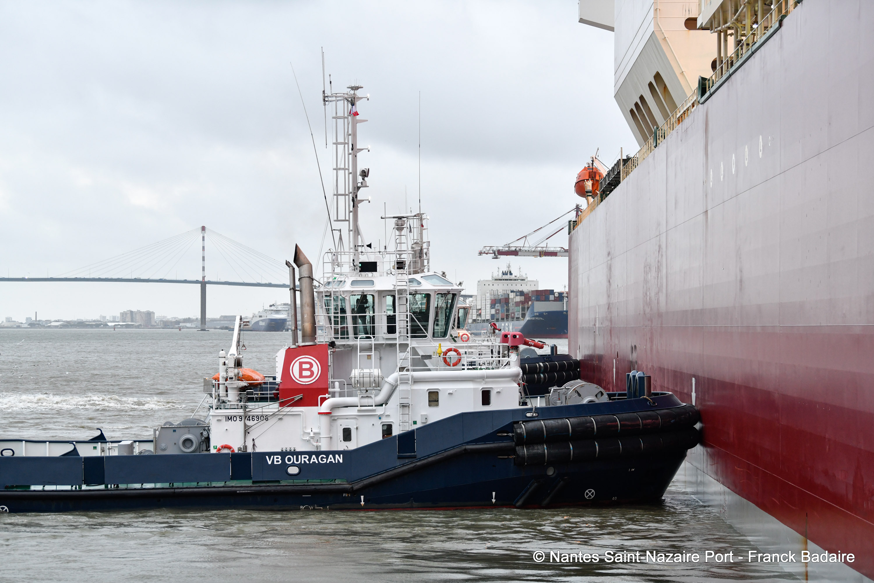 Arrival of a Qmax at the Montoir de Bretagne liquefied natural gas terminal