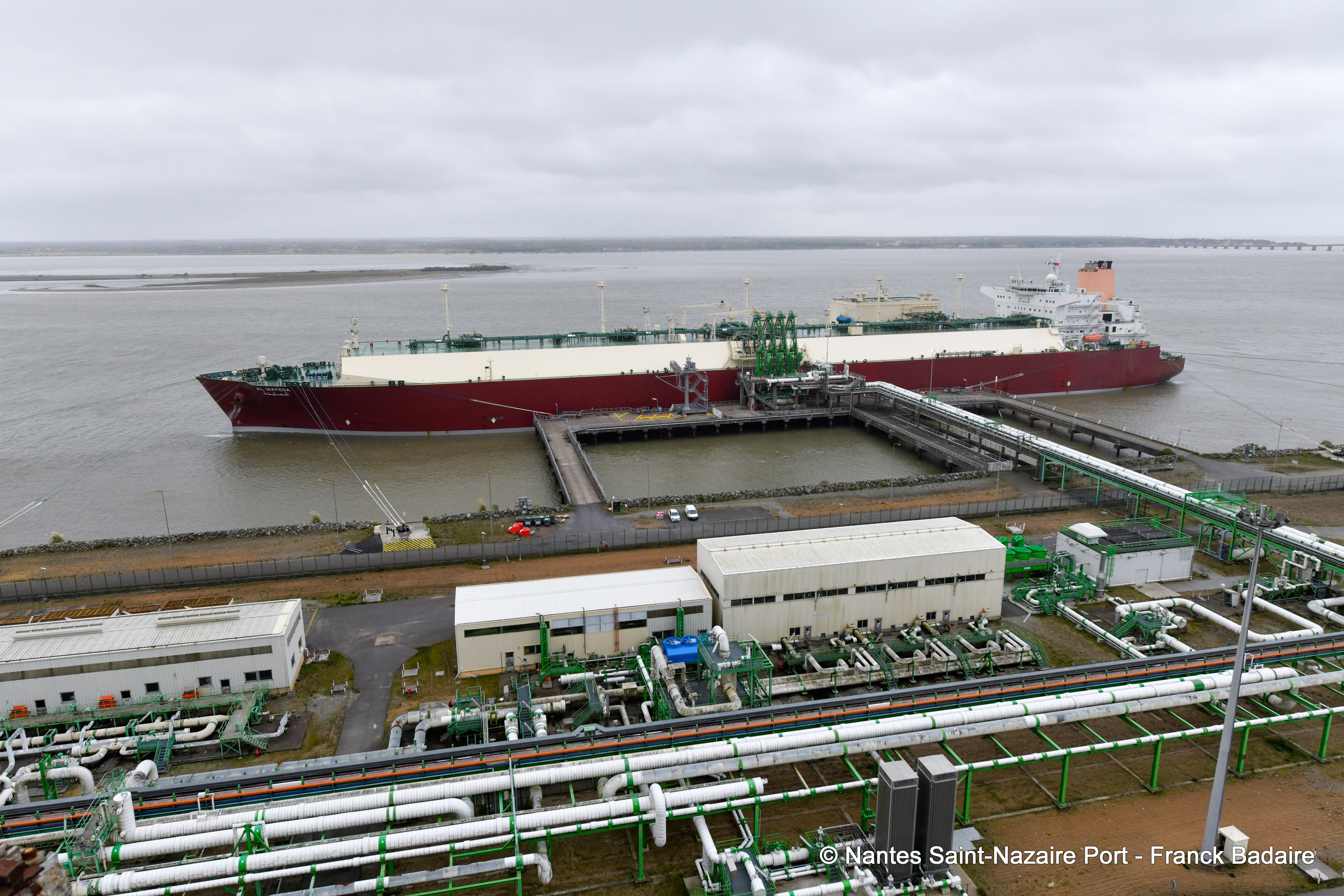 Arrival of a Qmax at the Montoir de Bretagne liquefied natural gas terminal