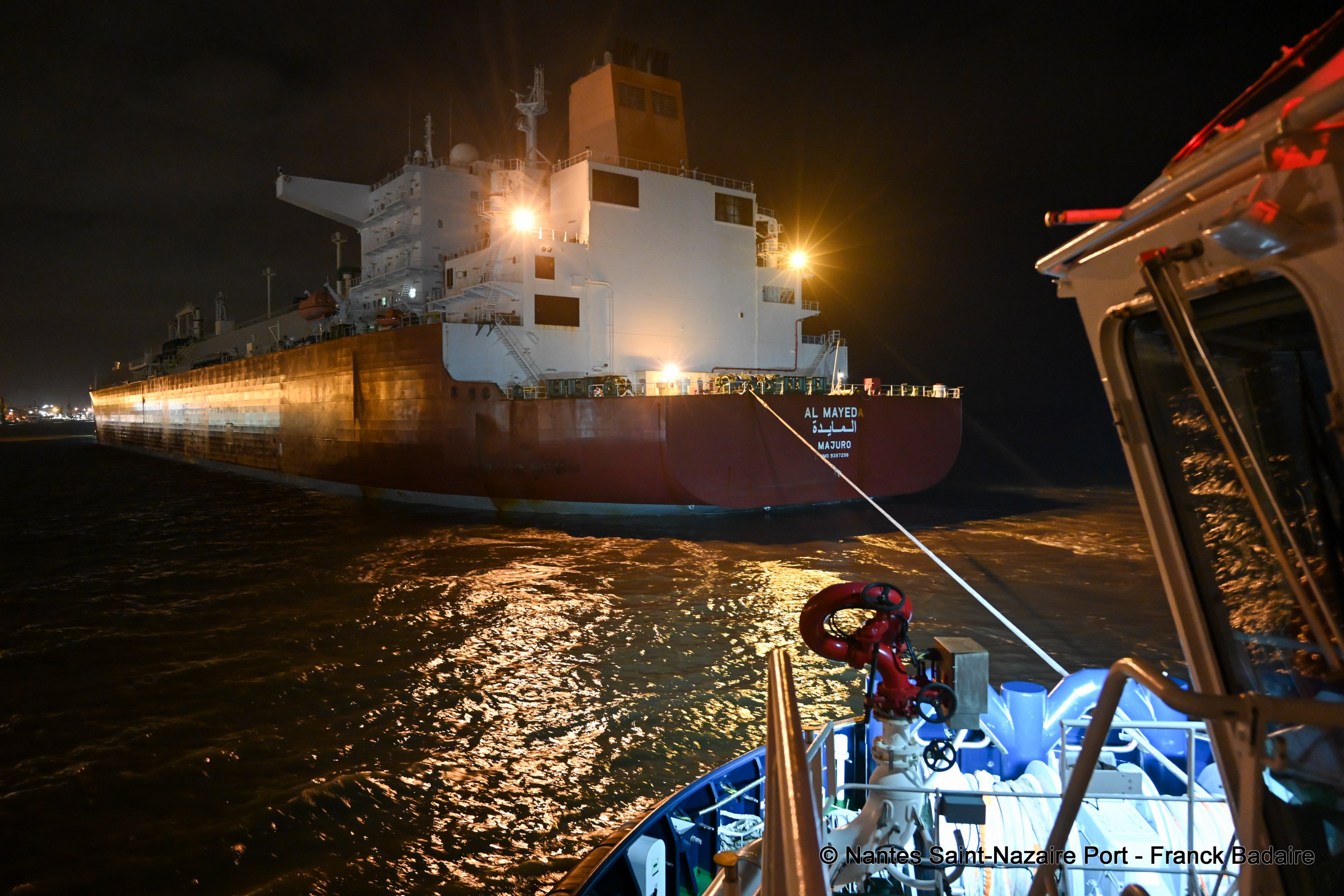 Arrival of a Qmax at the Montoir de Bretagne liquefied natural gas terminal