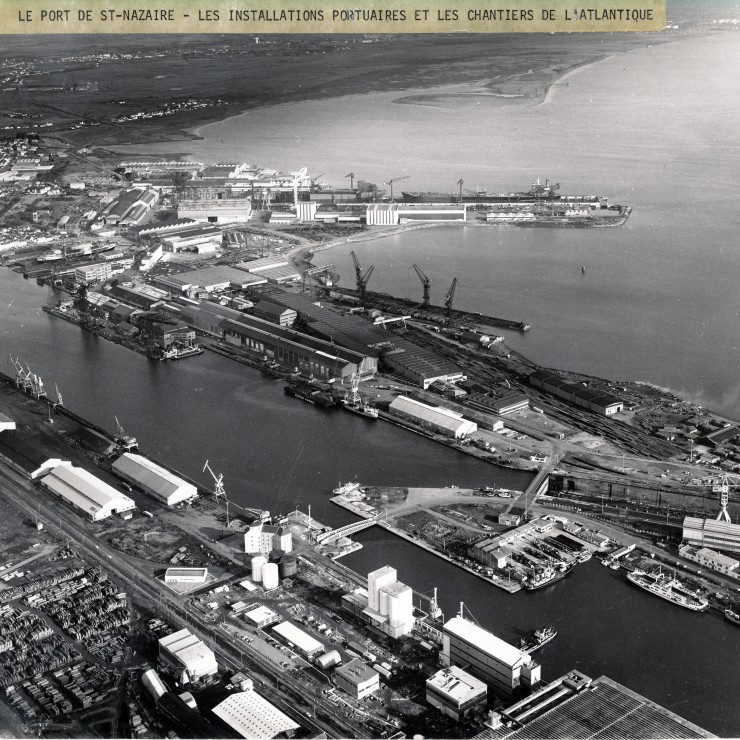 The Port of Saint Nazaire and the Chantiers de l'Atlantique shipyard in the 1960s. Credit: Heurtier.