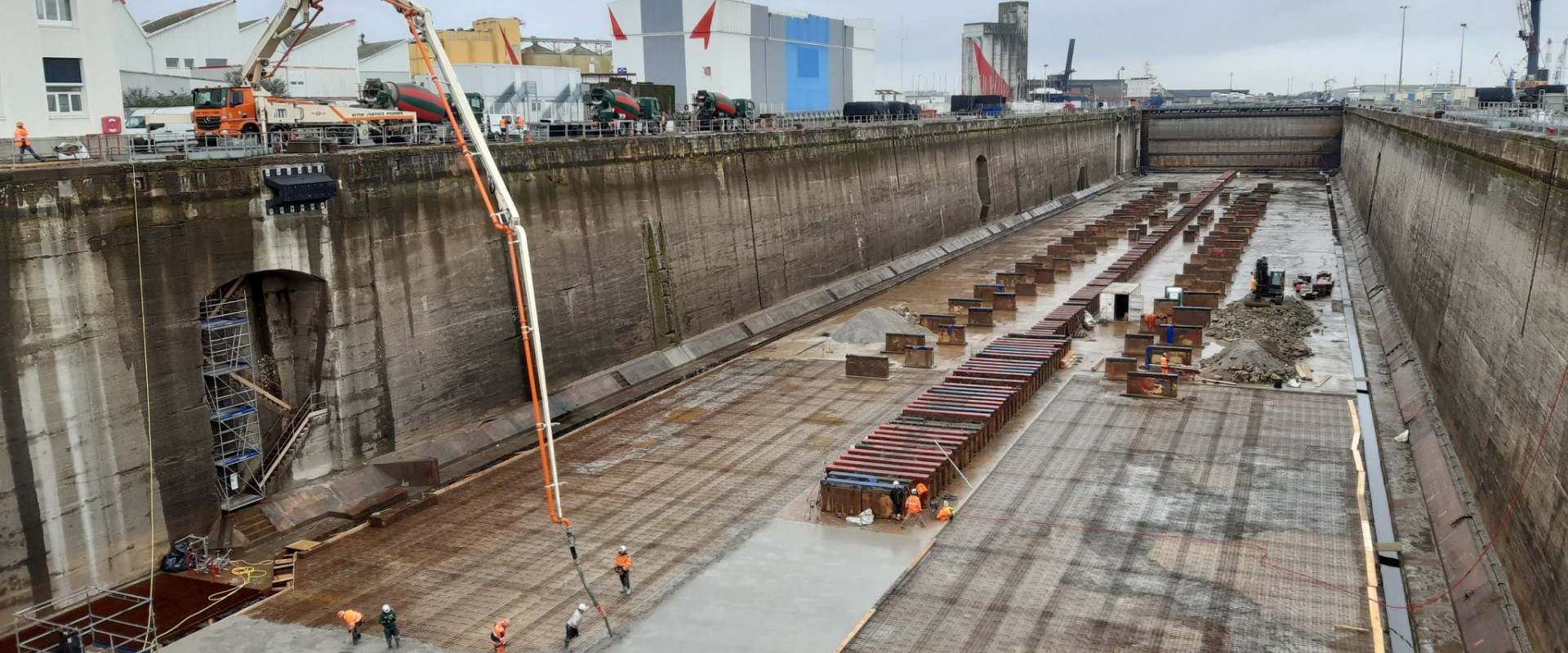 Work on the Joubert Sluice Dock