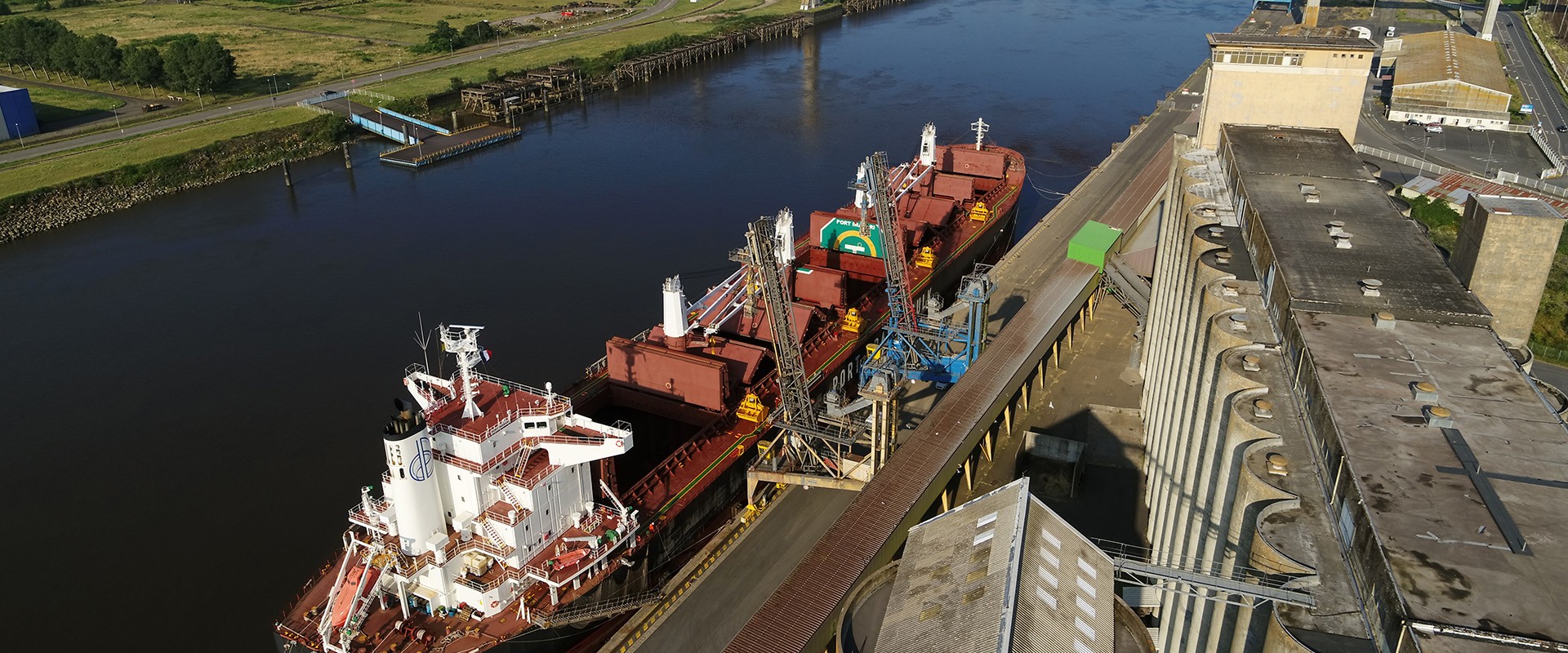 First Vessel of the 2021‒2022 Campaign First Vessel of the 2021‒2022 Campaign
