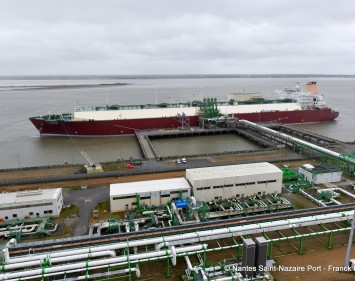 Arrival of a Qmax at the Montoir de Bretagne liquefied natural gas terminal