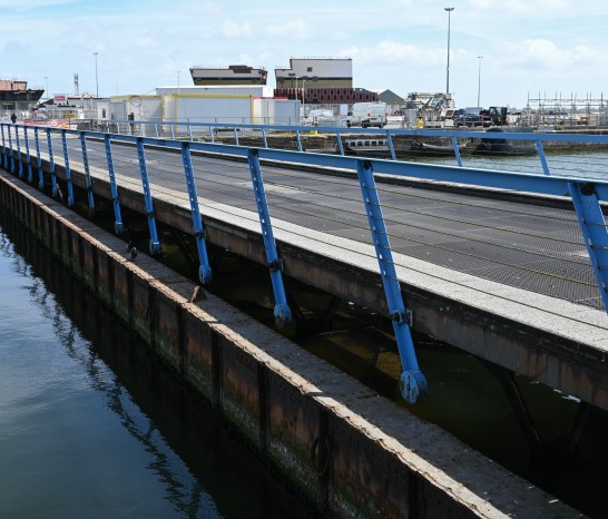 Porte amont forme Joubert